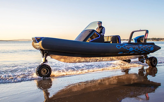 陸上と水上で優れた性能と革新性を提供する水陸両用ボート「Sealegs」
