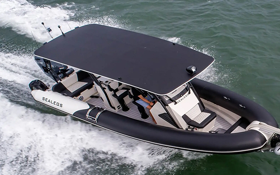 陸上と水上で優れた性能と革新性を提供する水陸両用ボート「Sealegs」