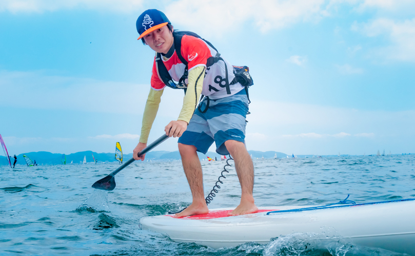 みなとみらいにあるSUP(サップ)、サップヨガ、ヨガで遊べる会員制マリンスポーツクラブ